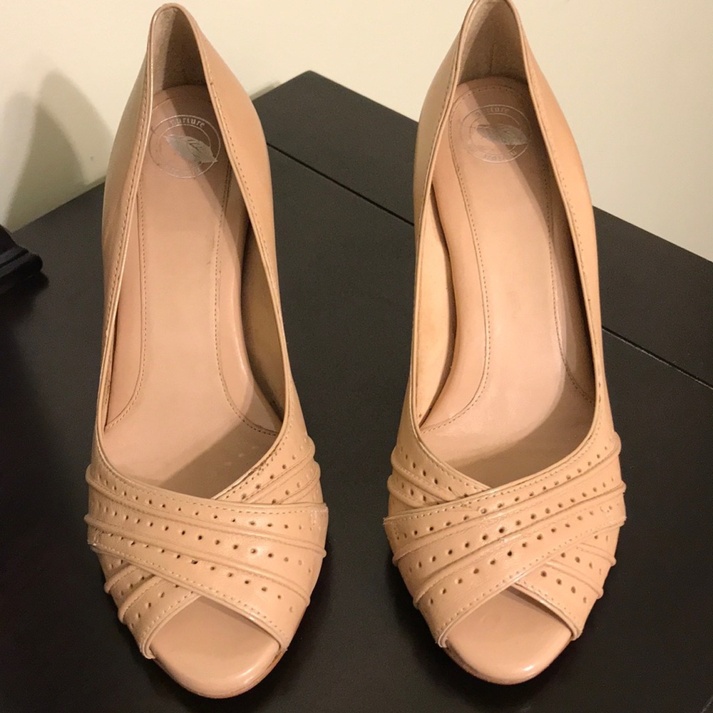 Nurture heels